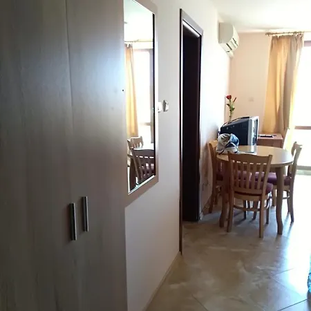 アパート Nesebar Vigo Panorama Apartment Nn