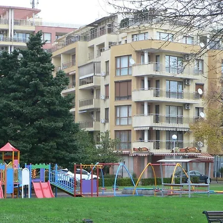 Nesebar Vigo Panorama Apartment Nn アパート *